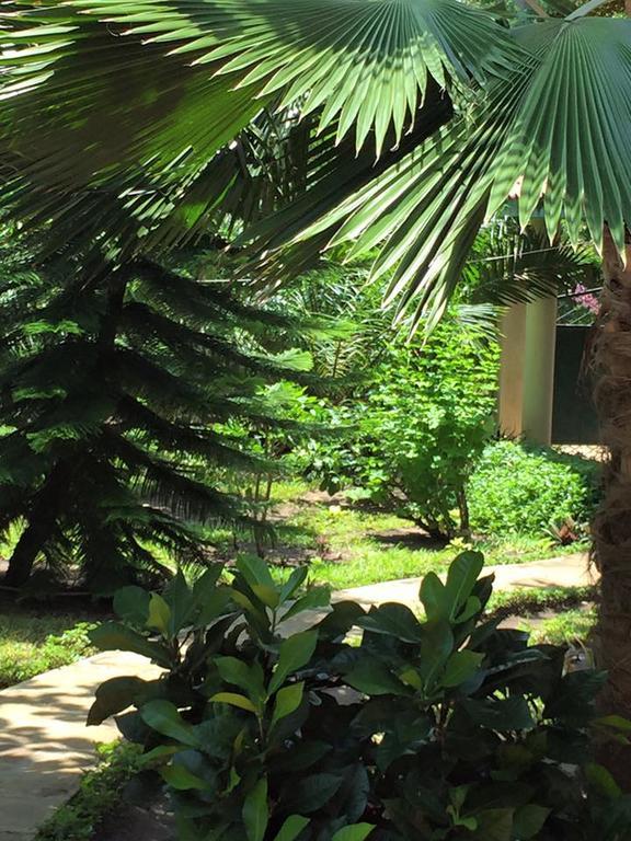Villa Lamuhouse Diani Beach Buitenkant foto